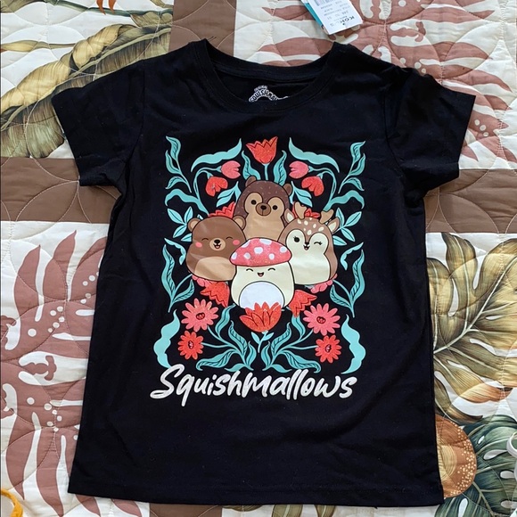 NWT Squishmallows Black Graphic Short Sleeve Tee - Picture 1 of 2